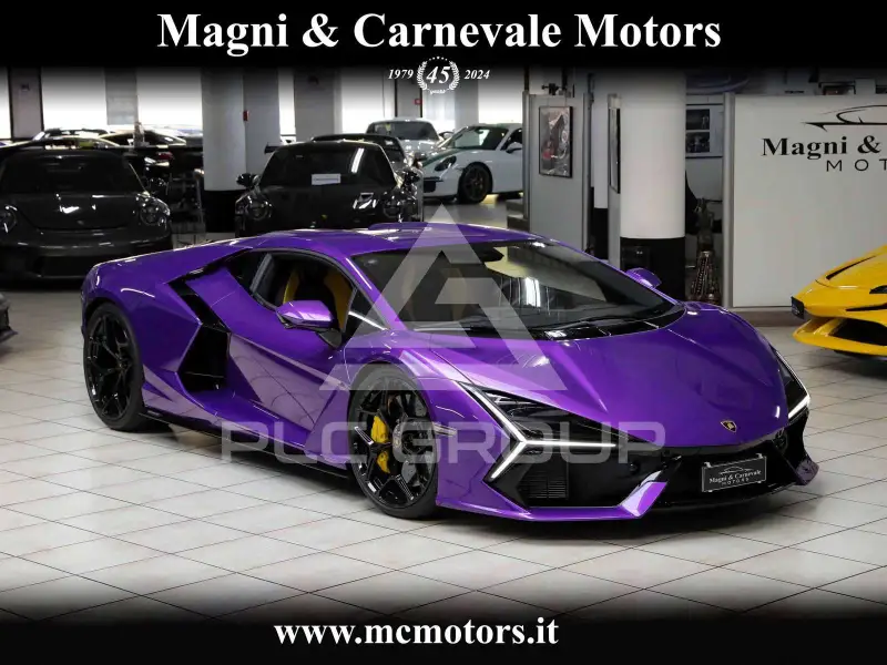 2024 Lamborghini Revuelto