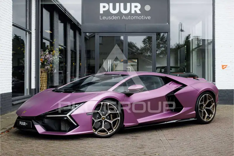 2024 Lamborghini Revuelto