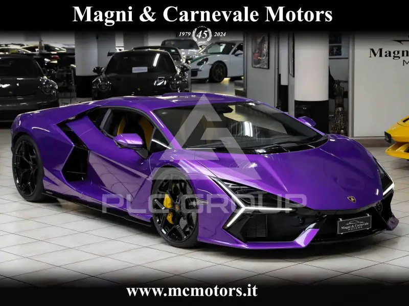 2024 Lamborghini Revuelto