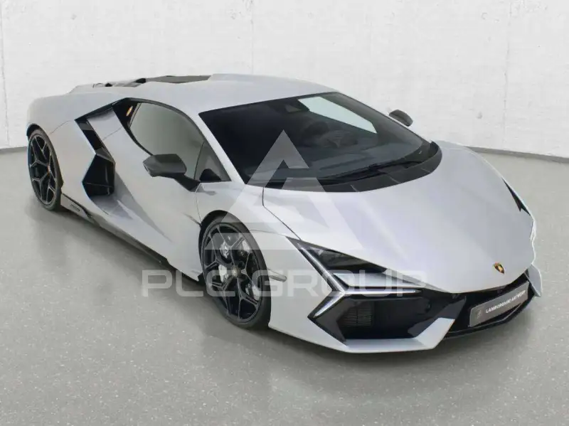 2024 Lamborghini Revuelto