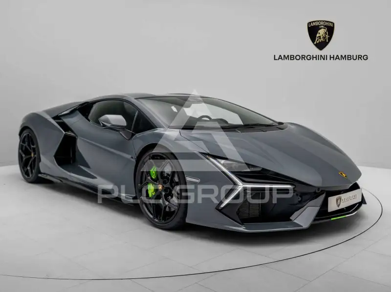 2024 Lamborghini Revuelto