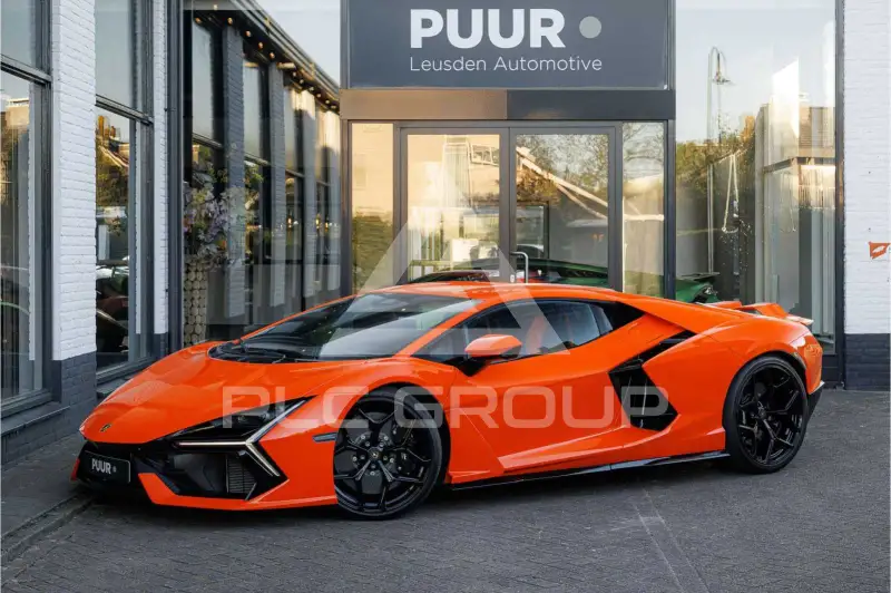 2024 Lamborghini Revuelto