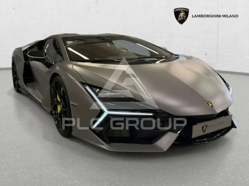 2024 Lamborghini Revuelto
