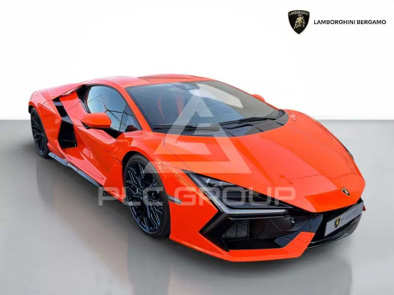2024 Lamborghini Revuelto