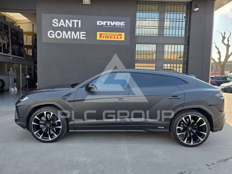 2024 Lamborghini Urus
