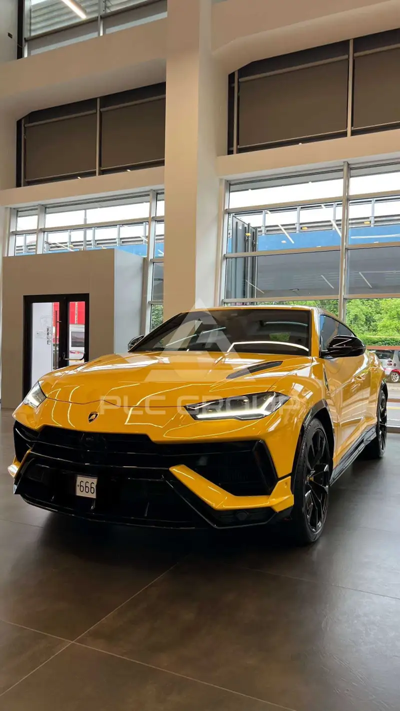 2024 Lamborghini Urus
