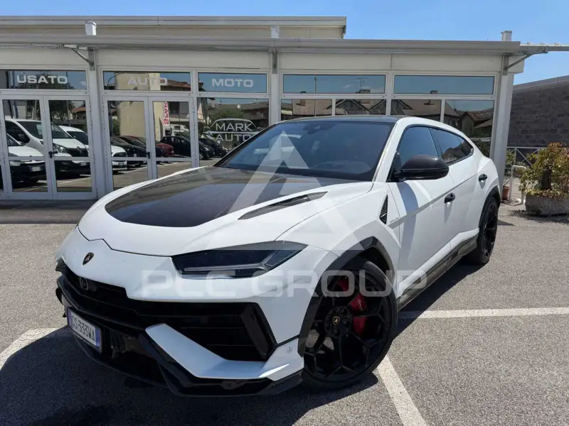 2024 Lamborghini Urus