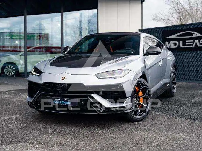 2024 Lamborghini Urus