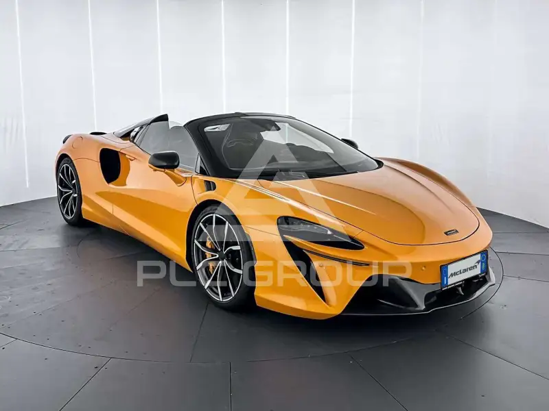 2024 McLaren ARTURA
