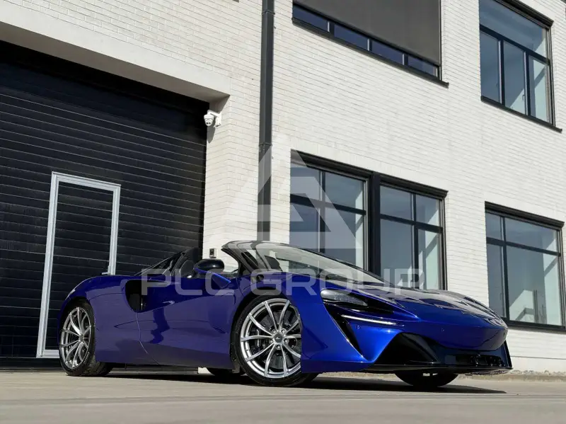 2024 McLaren ARTURA