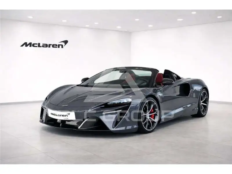 2024 McLaren ARTURA
