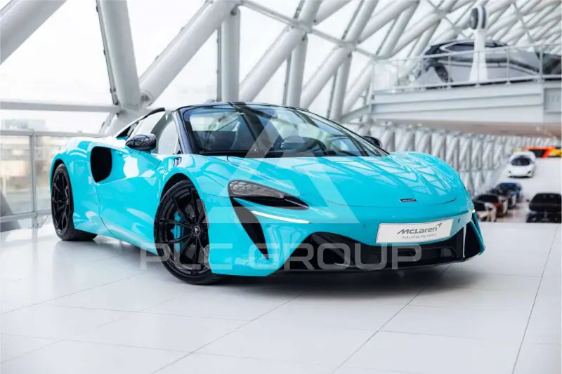 2024 McLaren ARTURA