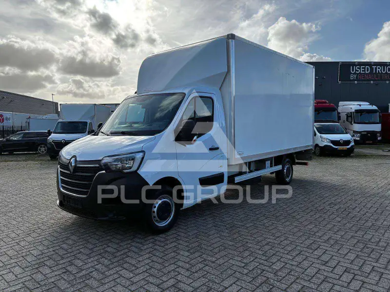2024 Renault Master