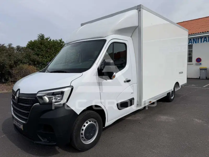 2024 Renault Master