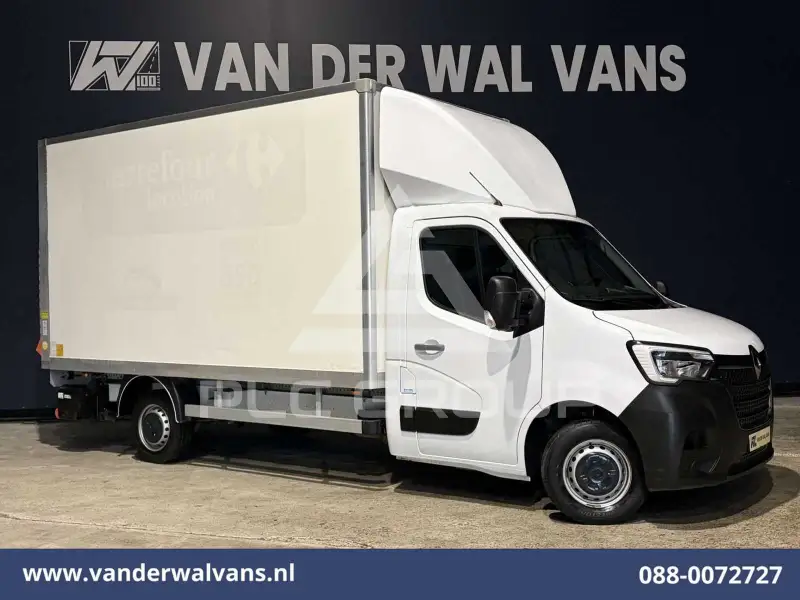 2024 Renault Master