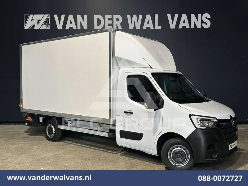 2024 Renault Master