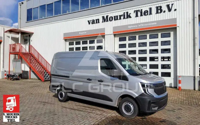 2024 Renault Master