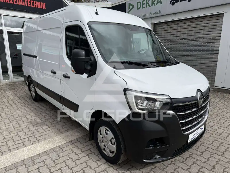 2024 Renault Master