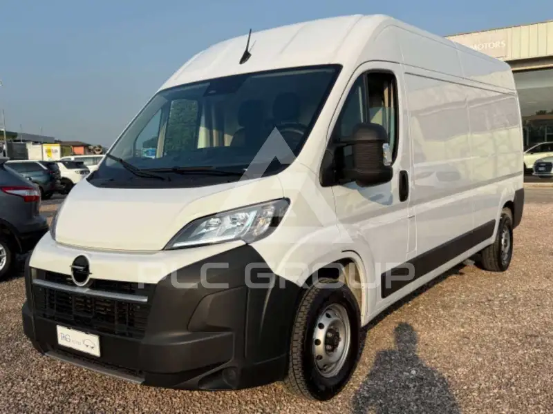 2024 Opel Movano