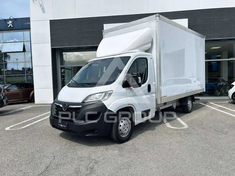 2024 Opel Movano