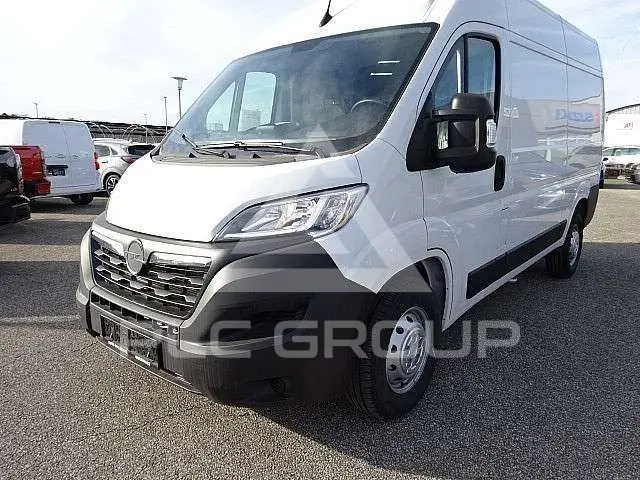 2024 Opel Movano