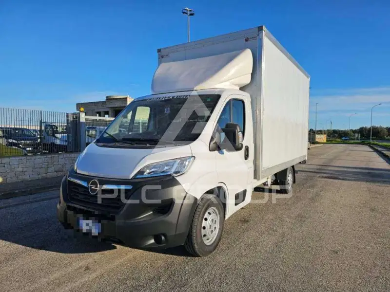 2024 Opel Movano