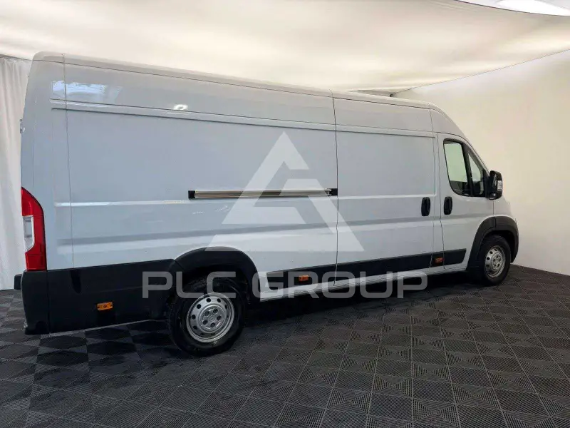 2024 Opel Movano