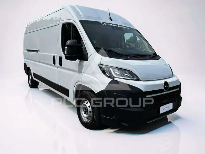 2024 Opel Movano