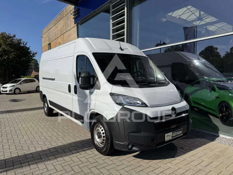 2024 Opel Movano