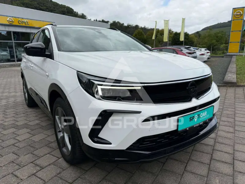 2024 Opel GrandlandX