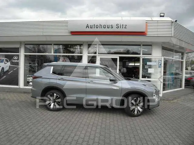 2025 Mitsubishi OUTLANDER