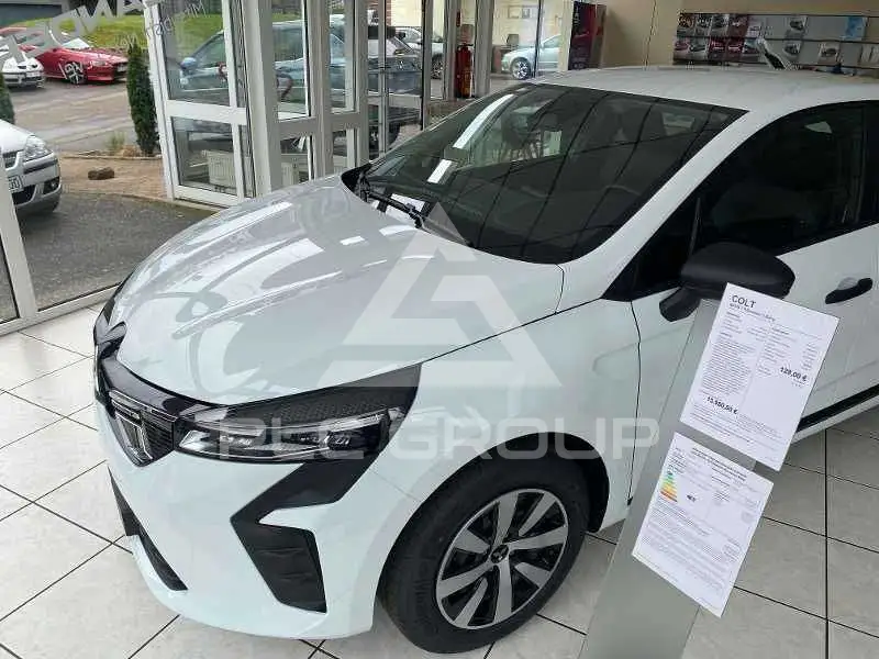 2025 Mitsubishi Colt