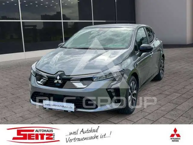 2025 Mitsubishi Colt