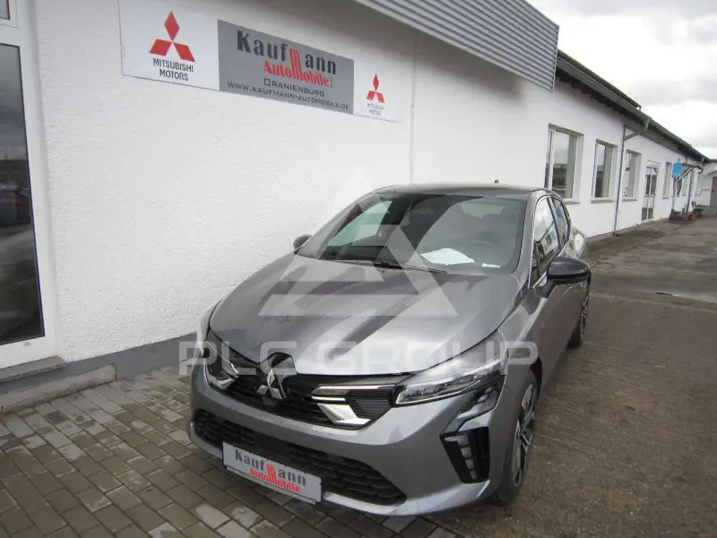 2025 Mitsubishi Colt