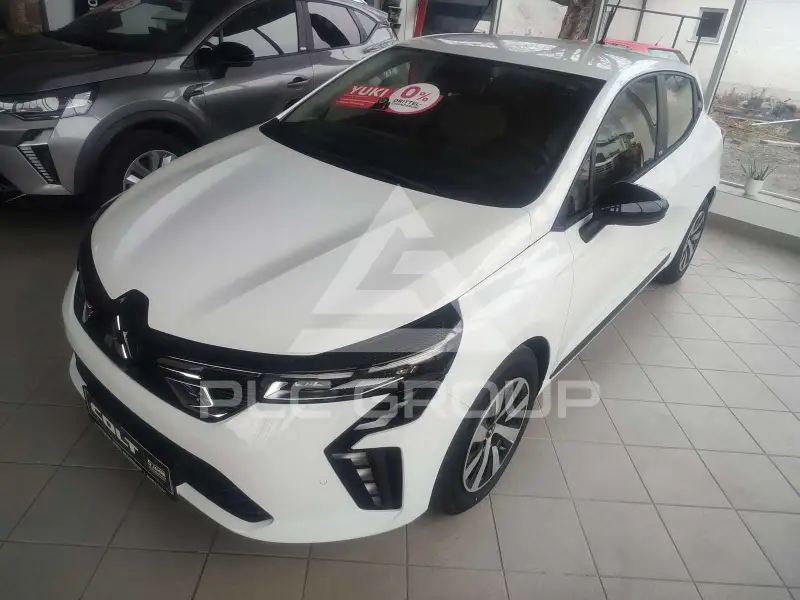 2025 Mitsubishi Colt