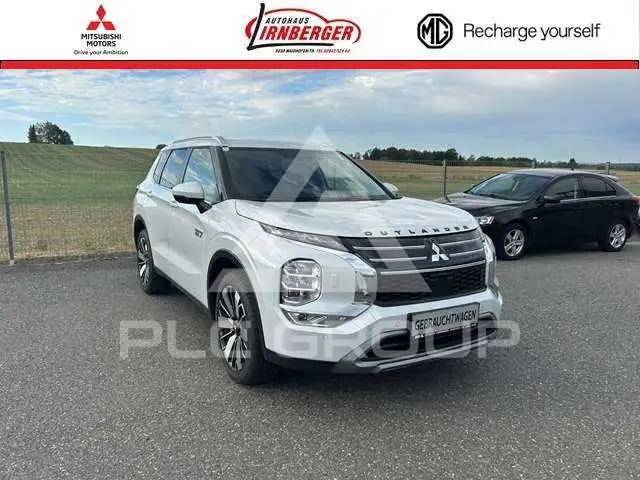 2025 Mitsubishi OUTLANDER