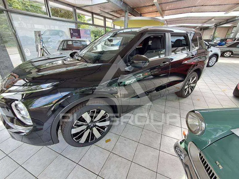 2025 Mitsubishi OUTLANDER