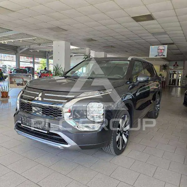 2025 Mitsubishi OUTLANDER