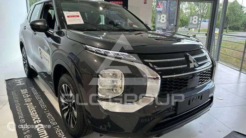 2025 Mitsubishi OUTLANDER