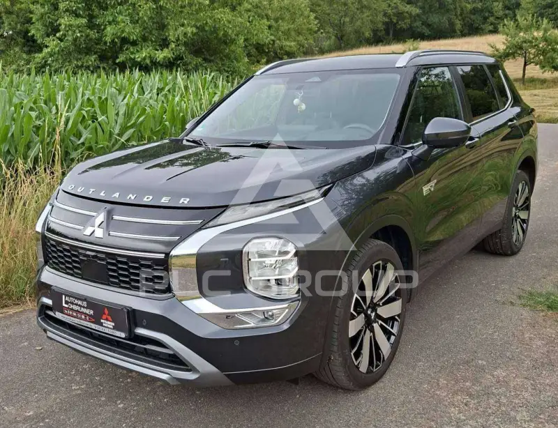 2025 Mitsubishi OUTLANDER