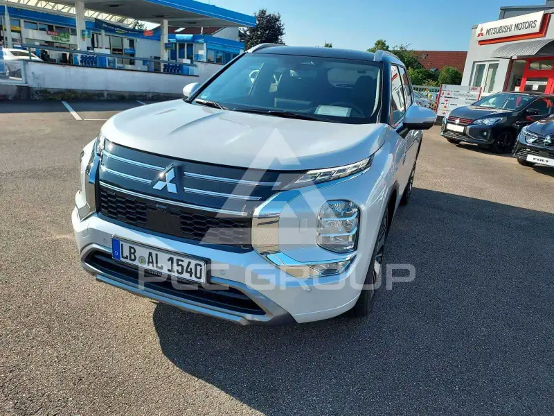 2025 Mitsubishi OUTLANDER
