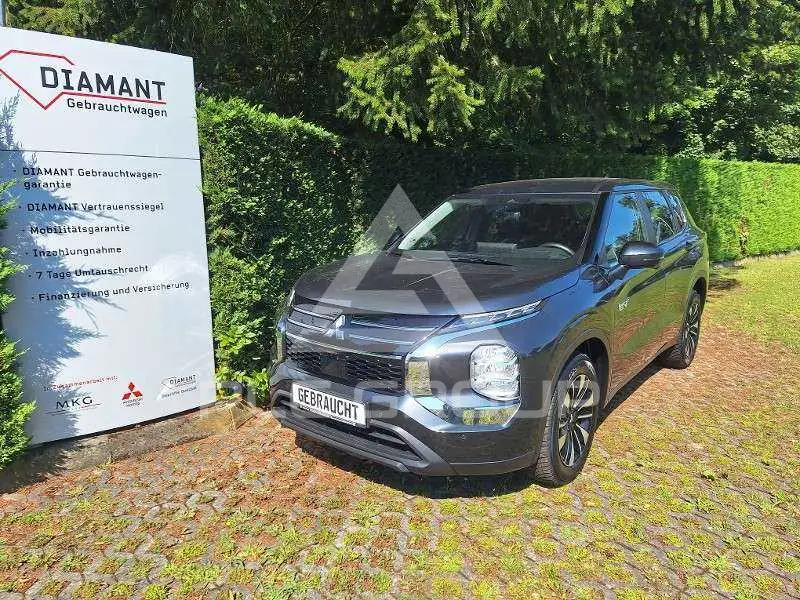2025 Mitsubishi OUTLANDER