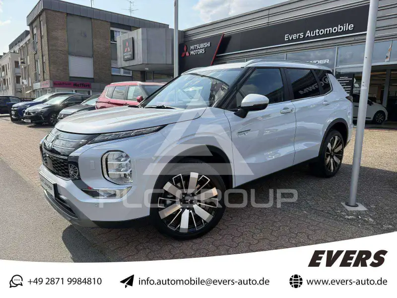 2025 Mitsubishi OUTLANDER