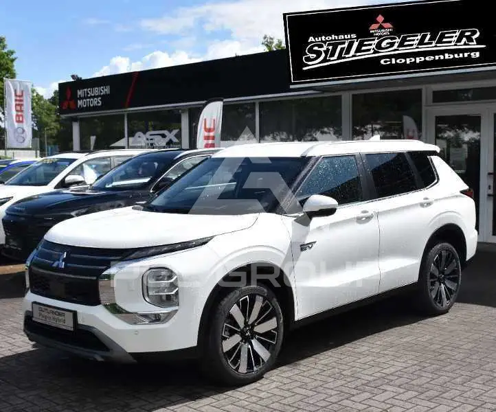 2025 Mitsubishi OUTLANDER