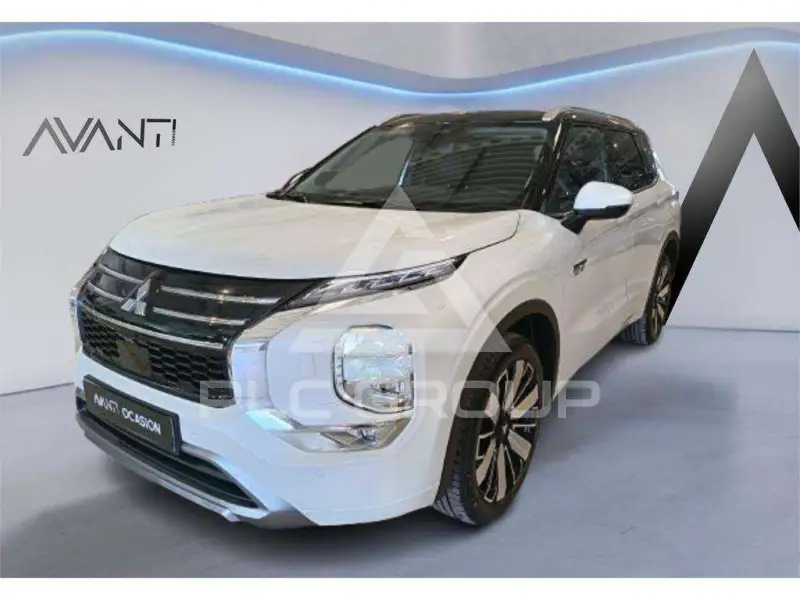2025 Mitsubishi OUTLANDER