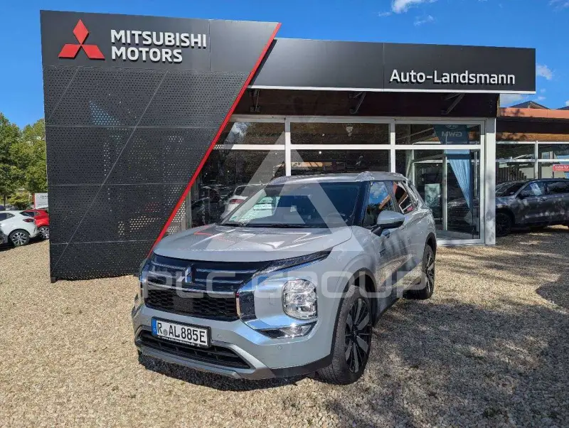 2025 Mitsubishi OUTLANDER