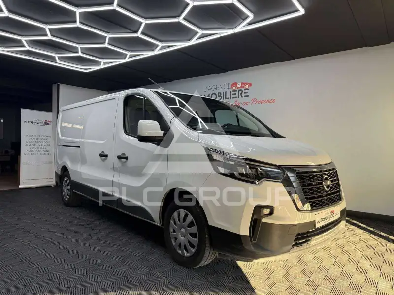 2025 Nissan Primastar