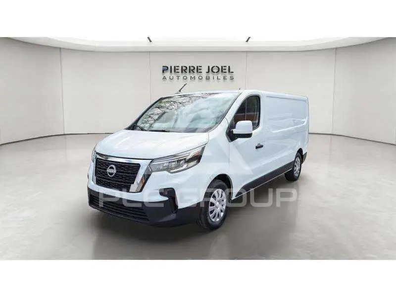 2025 Nissan Primastar