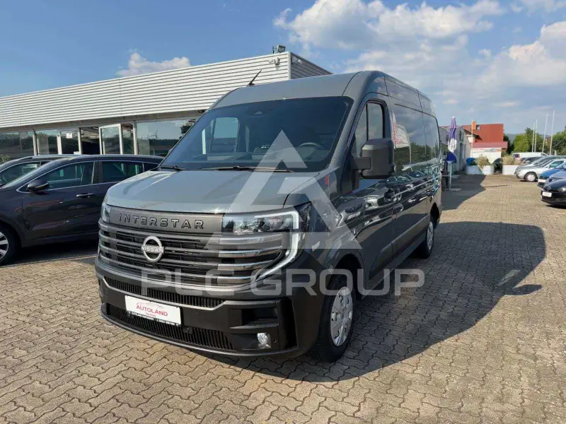2025 Nissan Interstar