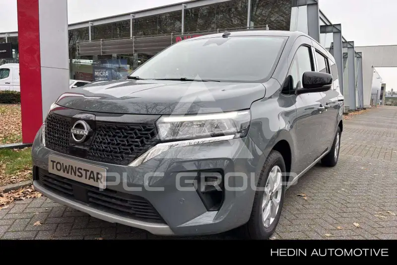 2025 Nissan TOWNSTAR